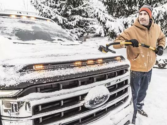 Husky Liners Aeroskin Lightshield Pro Hood Protrector